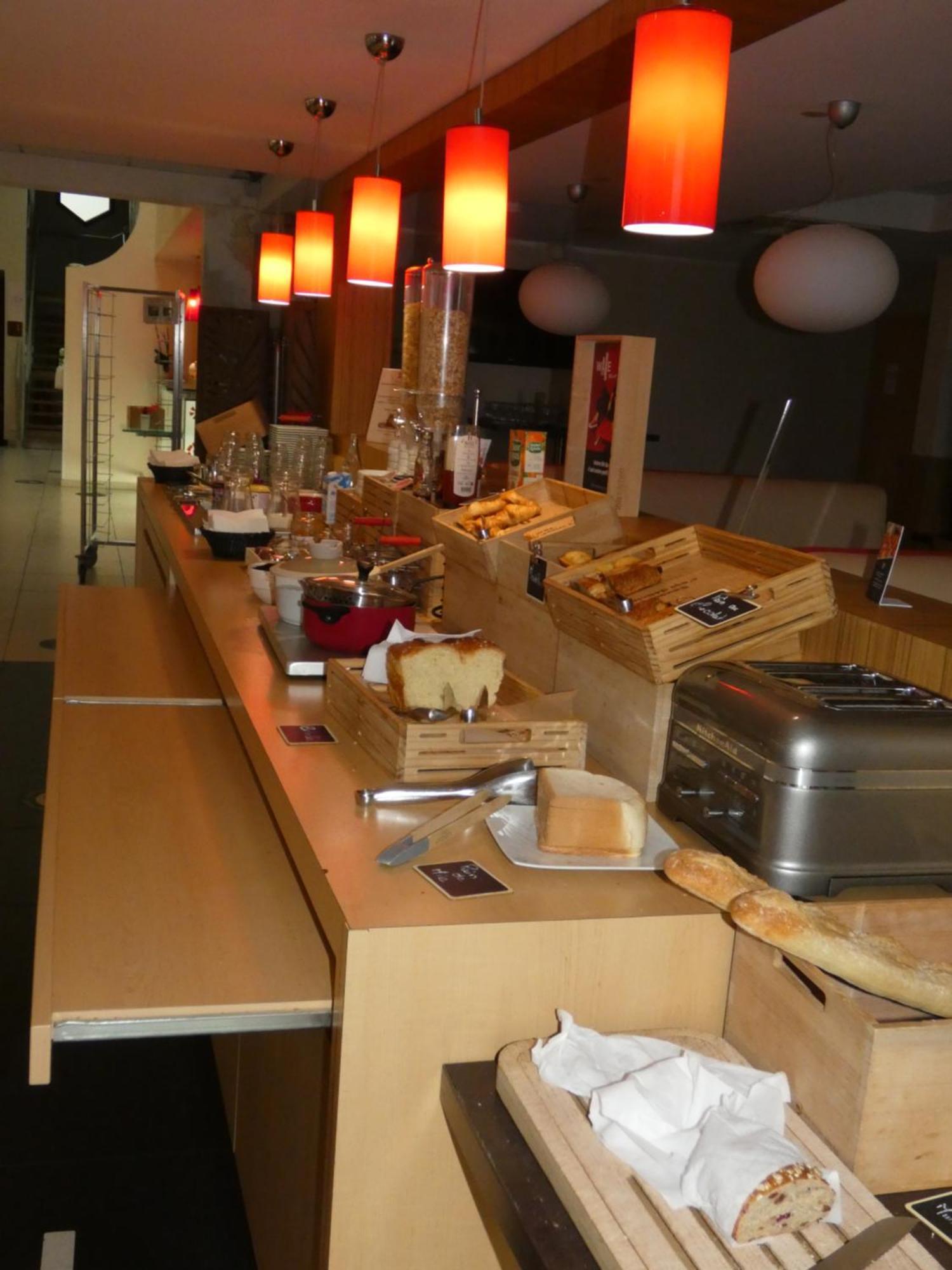 Ibis Saintes Hotel Kültér fotó