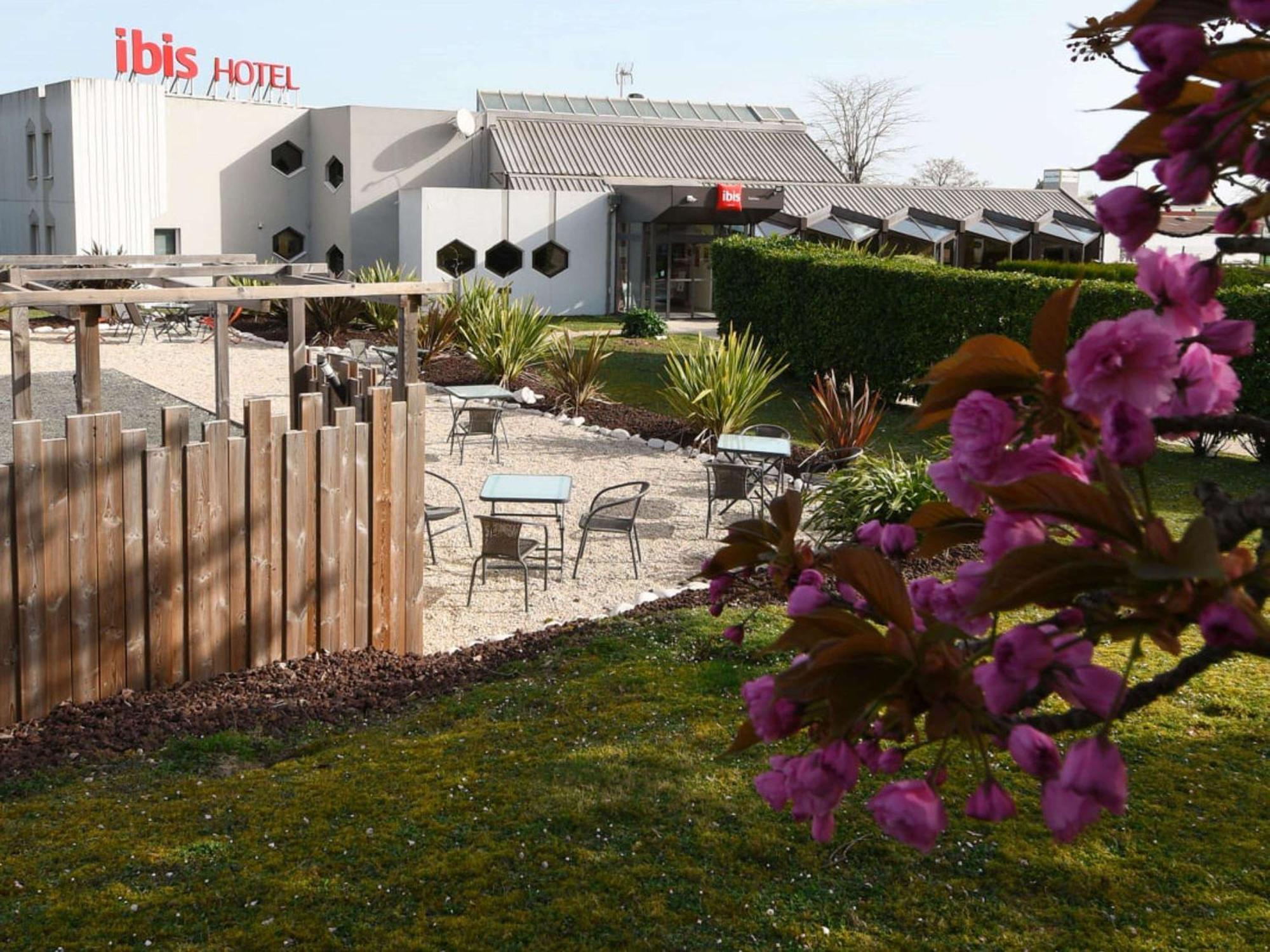 Ibis Saintes Hotel Kültér fotó