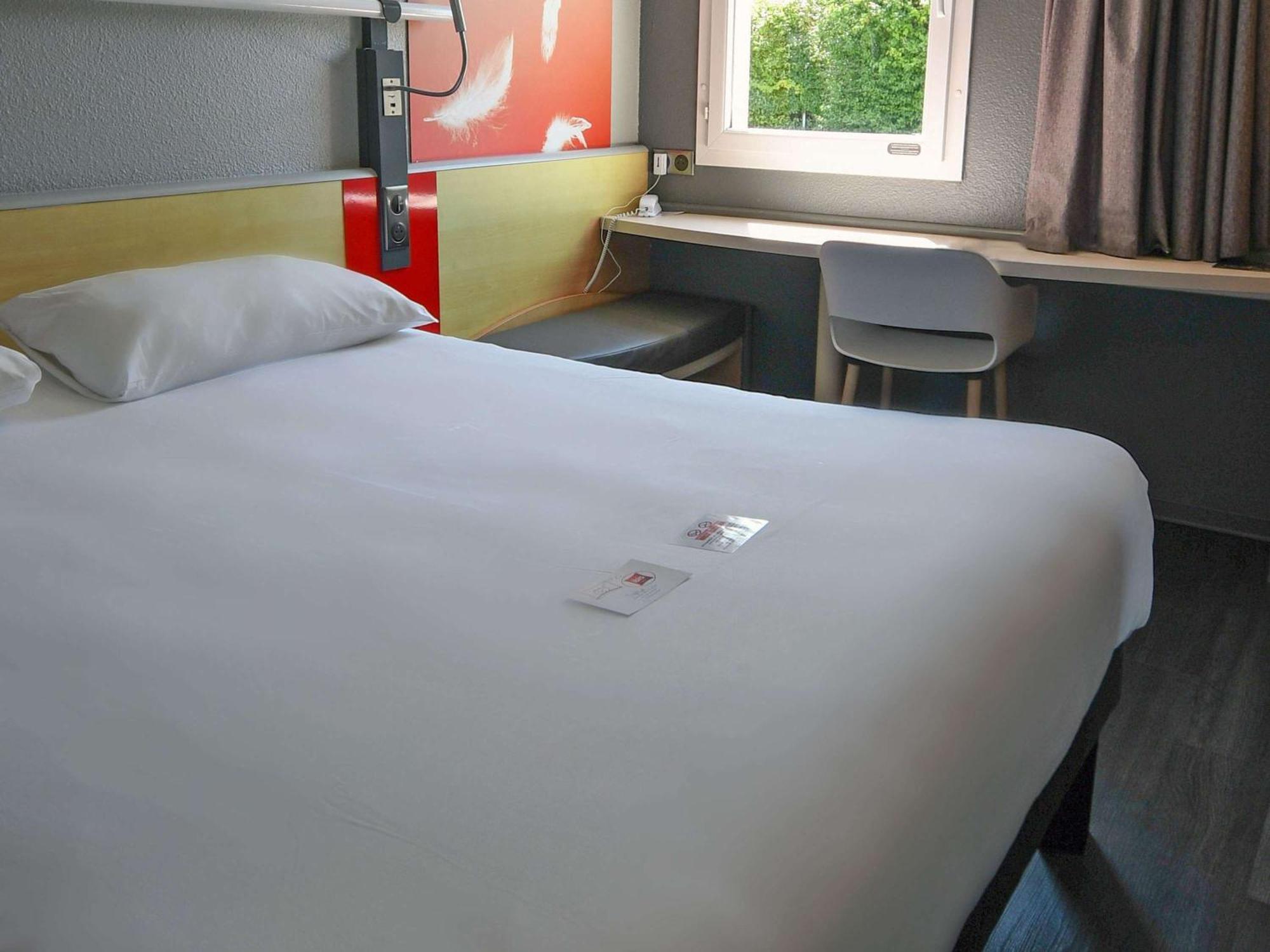 Ibis Saintes Hotel Kültér fotó